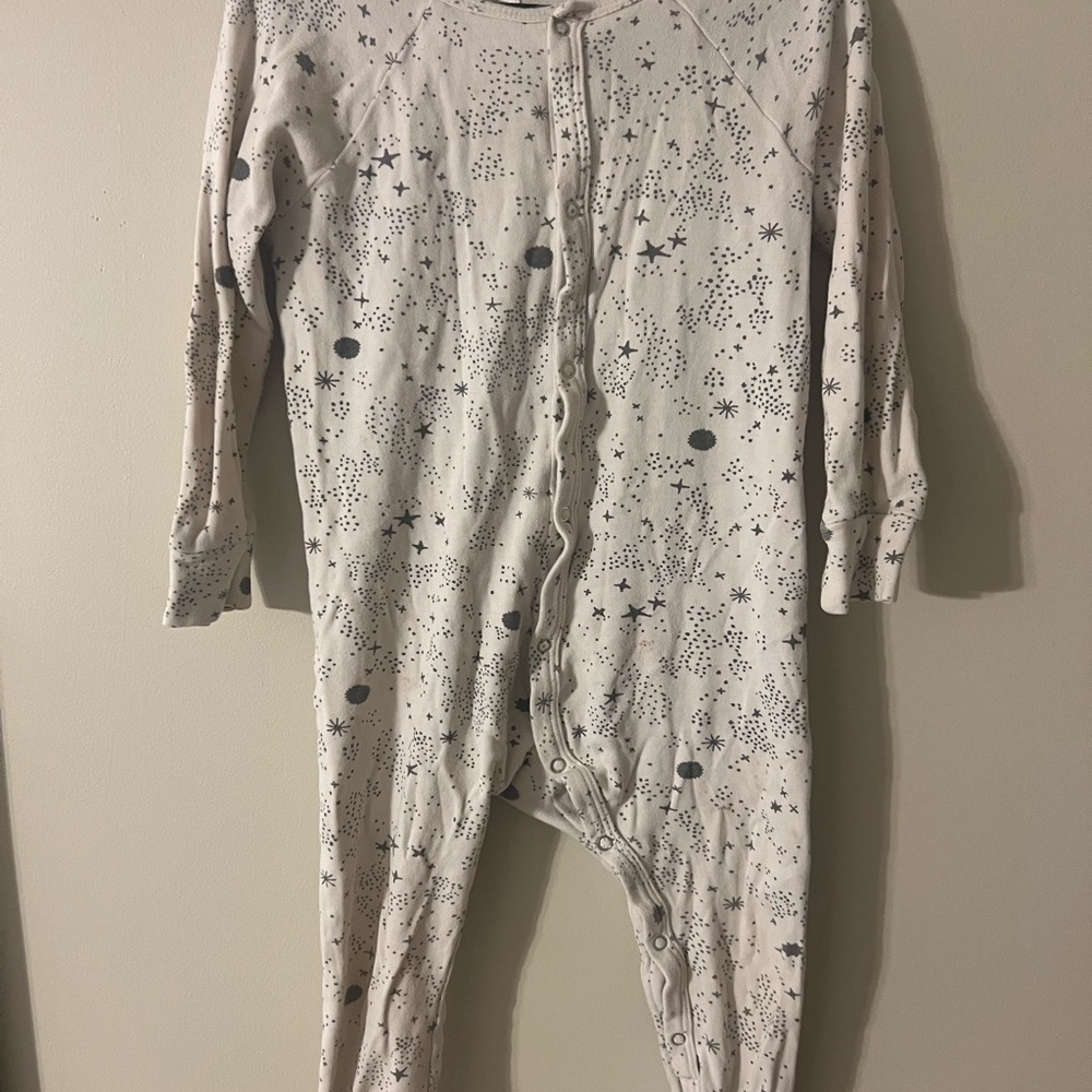 Rylee + Cru Cream and Gray Star Pajama Set